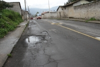La v&iacute;a San Antonio de Ibarra &ndash; Peguche ser&aacute; reparada por la Prefectura de Imbabura. Imbavial, Empresa P&uacute;blica del organismo, se encargar&aacute; de esta acci&oacute;n.