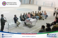 Reuni&oacute;n de los pobladores de Tanguar&iacute;n con las autoridades de la Prefectura y Gobierno Parroquial. 